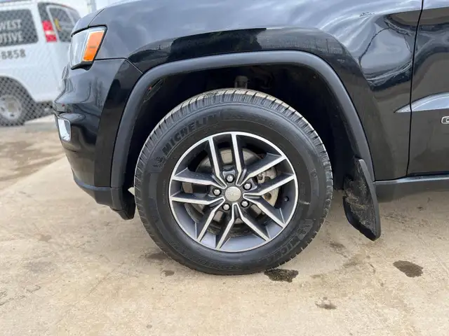 2017 Jeep Grand Cherokee Limited 4WD - Photo 10