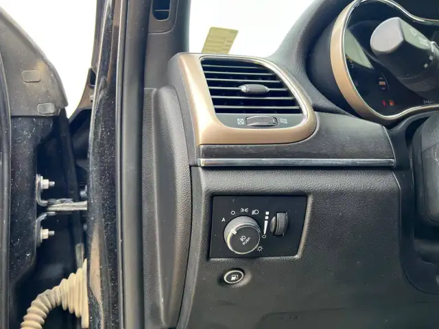 2017 Jeep Grand Cherokee Limited 4WD - Photo 16