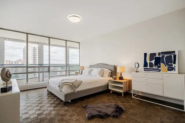 The Thomas - 3 Bedroom available at 355 St. Clair Avenue West, T - Photo 9