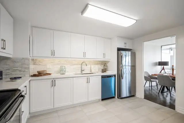 The Thomas - 3 Bedroom available at 355 St. Clair Avenue West, T - Photo 10