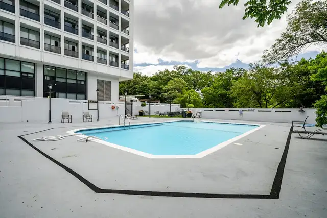 The Thomas - 3 Bedroom available at 355 St. Clair Avenue West, T - Photo 12