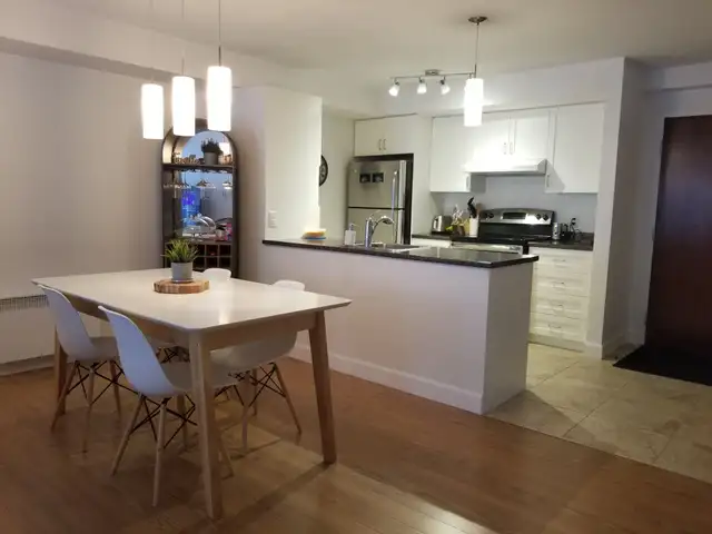 Beau grand 3 1/2, Ste-Foy, Air Clim, Parking intérieur Juillet - Photo 12