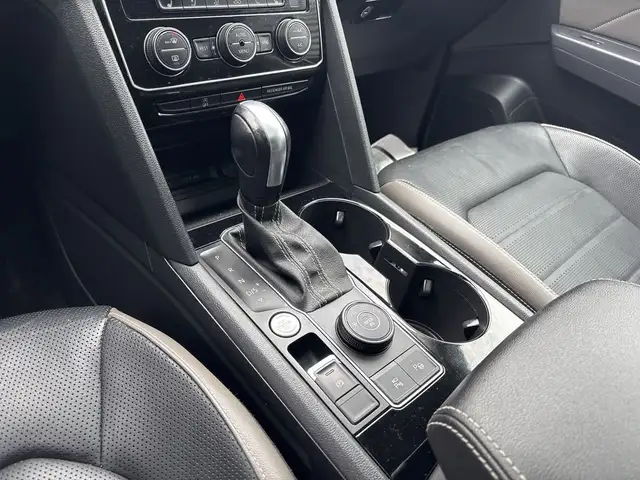 2021 Volkswagen Atlas - Photo 3