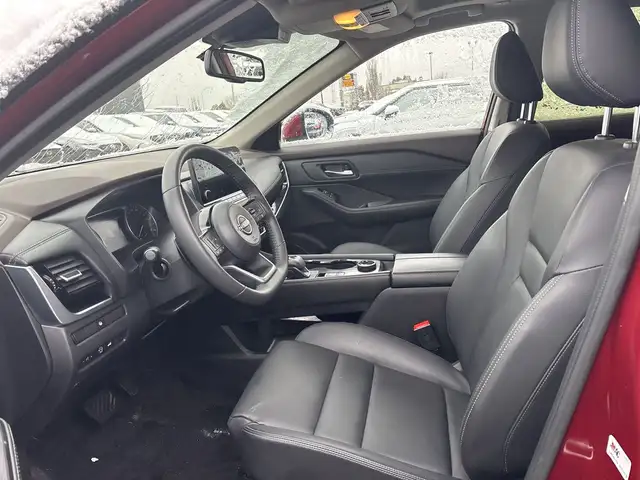 2023 Nissan Rogue - Photo 4