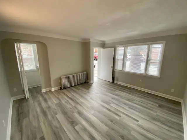 Quaint Bachelor Apartment near Downtown St. Catharines