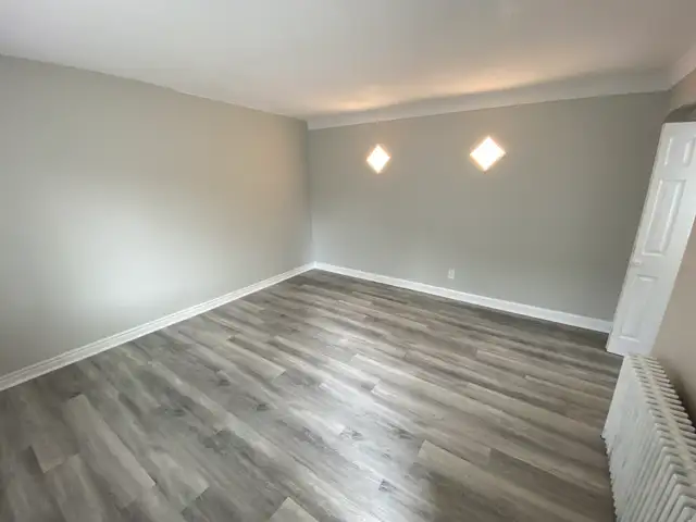 Quaint Bachelor Apartment near Downtown St. Catharines - Photo 3