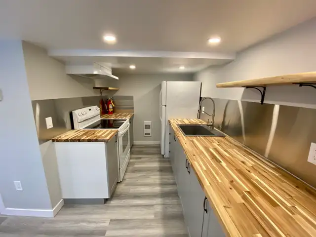 Quaint Bachelor Apartment near Downtown St. Catharines - Photo 7