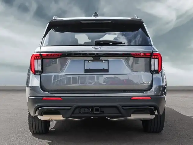 2026 Ford Explorer ST-Line - Photo 5
