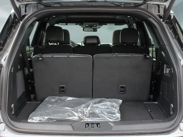 2026 Ford Explorer ST-Line - Photo 7