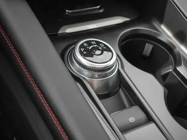 2026 Ford Explorer ST-Line - Photo 17