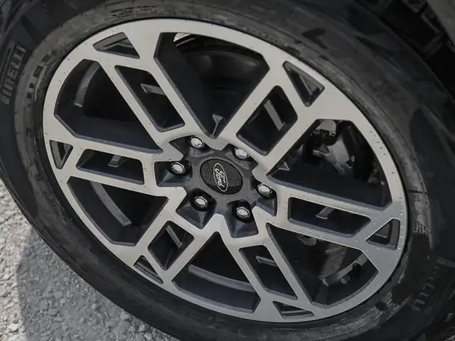 2026 Ford Expedition Active - Photo 8