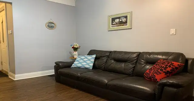 NOW - Room with Private bathroom - FEMALE only - Mohawk College - Photo 4