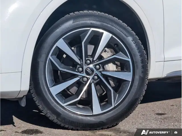 2023 Audi Q5 Progressiv | Clean Carfax | Panoramic Sunroof - Photo 6