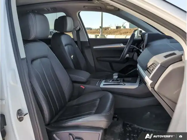 2023 Audi Q5 Progressiv | Clean Carfax | Panoramic Sunroof - Photo 22