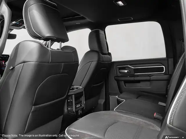 2026 Ram 3500 Laramie Crew Cab 4WD - Photo 20