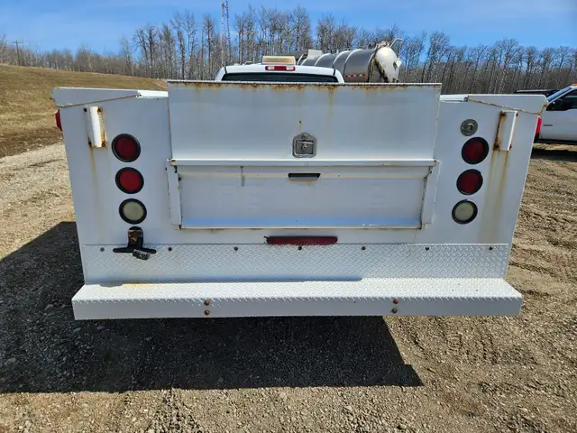 2006 Chevrolet 3500 - Photo 7