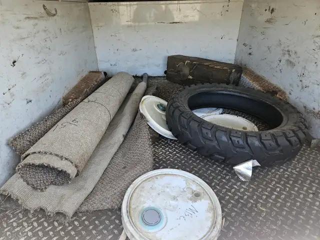 2006 Chevrolet 3500 - Photo 22