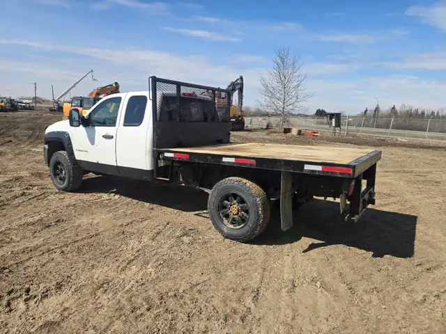 2008 Chevrolet 3500HD - Photo 4