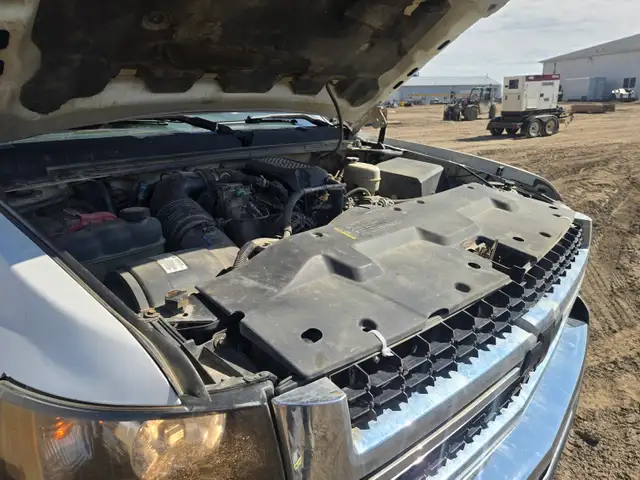 2008 Chevrolet 3500HD - Photo 12