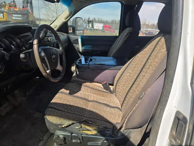 2008 Chevrolet 3500HD - Photo 15