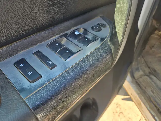 2008 Chevrolet 3500HD - Photo 18