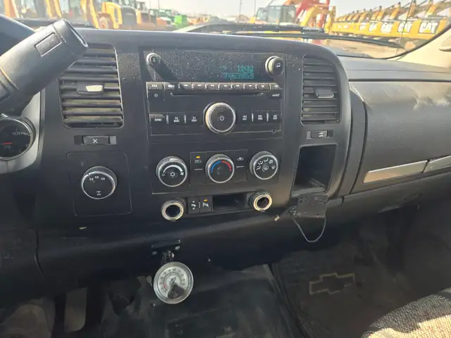 2008 Chevrolet 3500HD - Photo 23