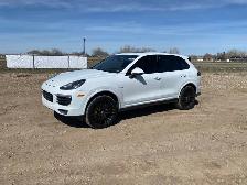2017 Porsche Cayenne S