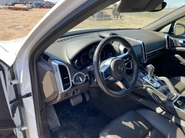 2017 Porsche Cayenne S - Photo 7