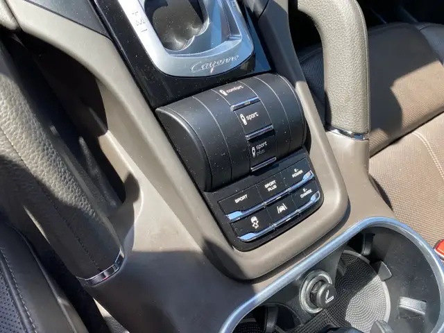 2017 Porsche Cayenne S - Photo 9