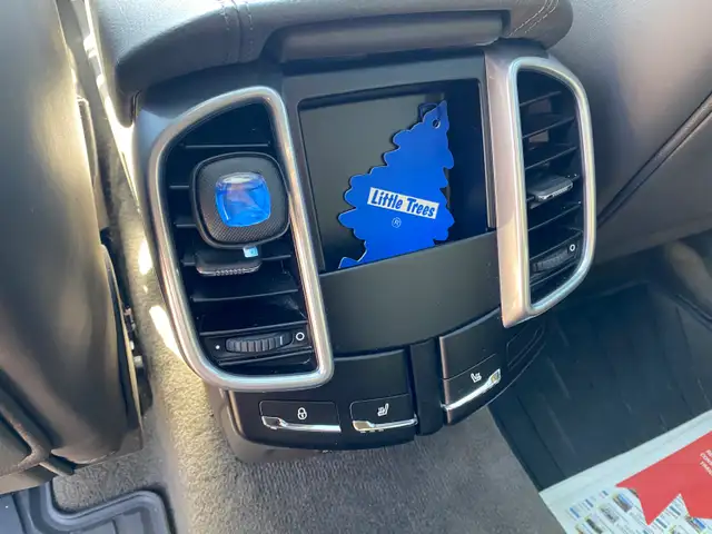 2017 Porsche Cayenne S - Photo 21