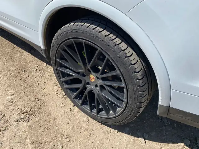 2017 Porsche Cayenne S - Photo 32