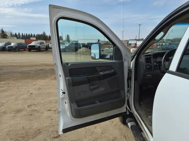 2007 Dodge Ram 3500 - Photo 9