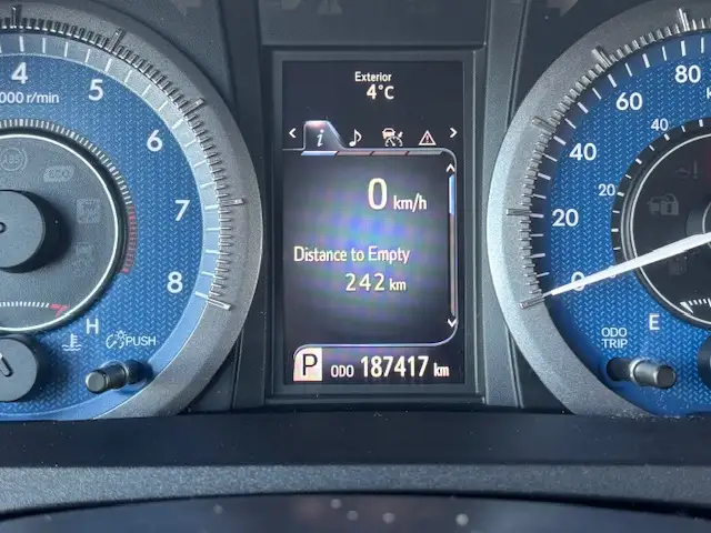 2018 Toyota Sienna LE 8 PASSENGER -PWR DOORS-WARRANTY INCLUDED - Photo 6