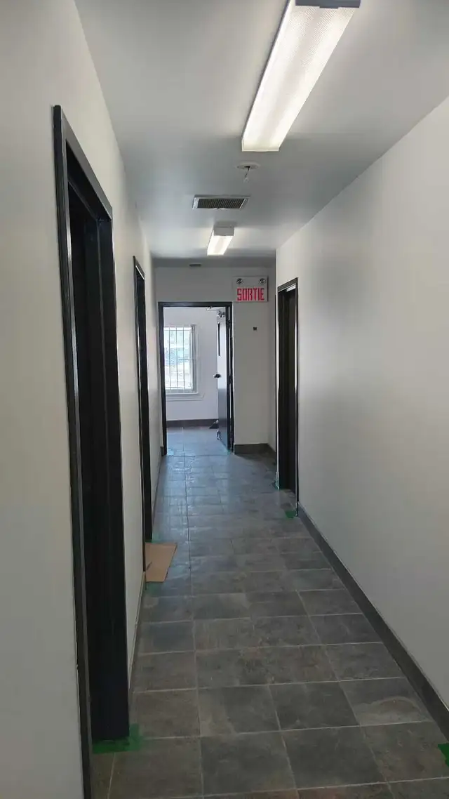 peintre exterieur interieur cherche travaille - Photo 2