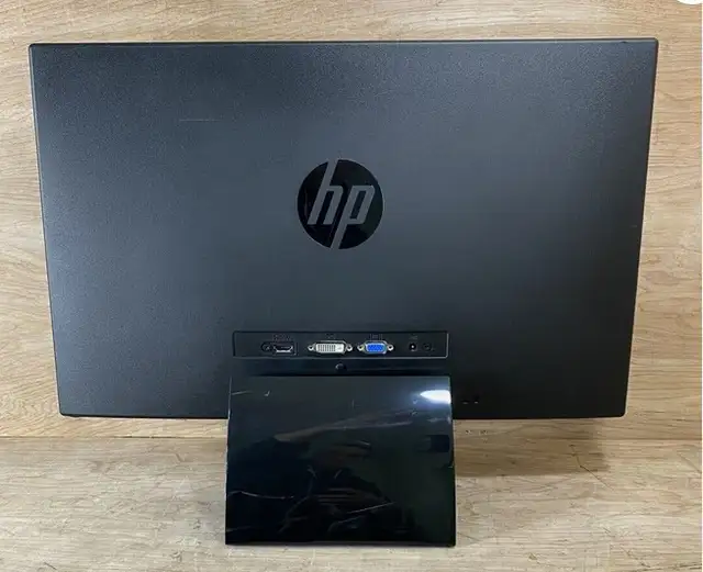 Écran HP Pavilion 22bw 21,5 po FullHD 1920 x 1080 HDMI Testé - Photo 2