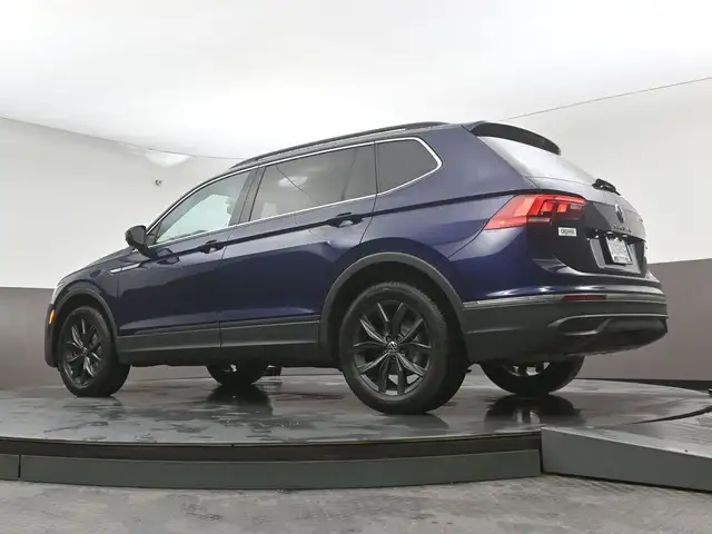 2024 Volkswagen Tiguan HEATED SEATS, HEATED STEERING WHEEL, APPL - Photo 43