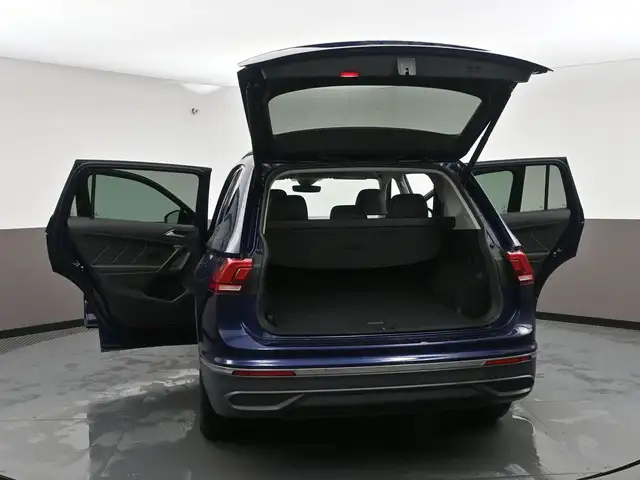 2024 Volkswagen Tiguan HEATED SEATS, HEATED STEERING WHEEL, APPL - Photo 59