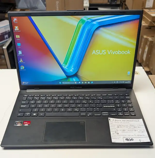 Laptop ASUS Vivobook Ryzen 5 7520U 8Go SSD 512Go 15,6po HDMI