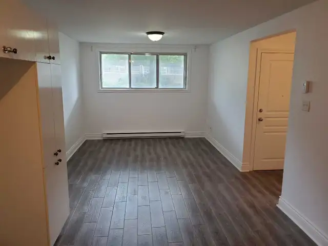 cession de bail Beau 3 ½ ensoleillé - Photo 2