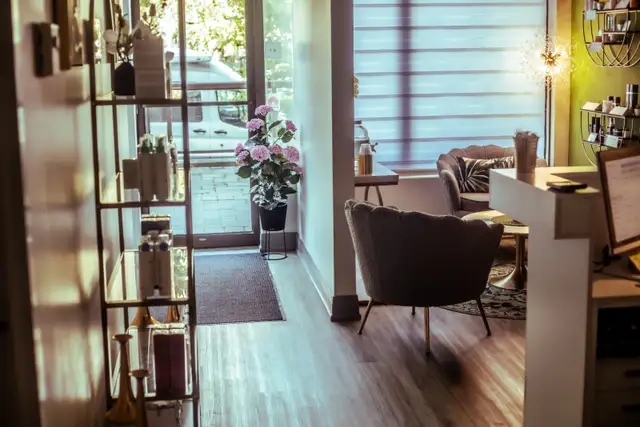 WIN a $700 Mother's Day Gift! Luxury Spa Indulgence in Kingston - Photo 4