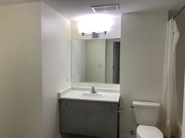 One bedroom condominium available for lease in Markham - Photo 8