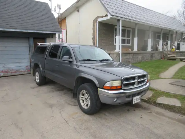 2004 Dodge Dakota - Photo 2