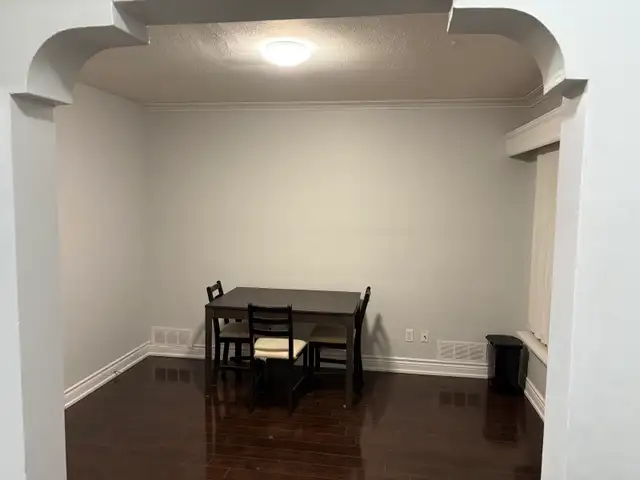 3 Bedrooms Warden Lawrence - Photo 8