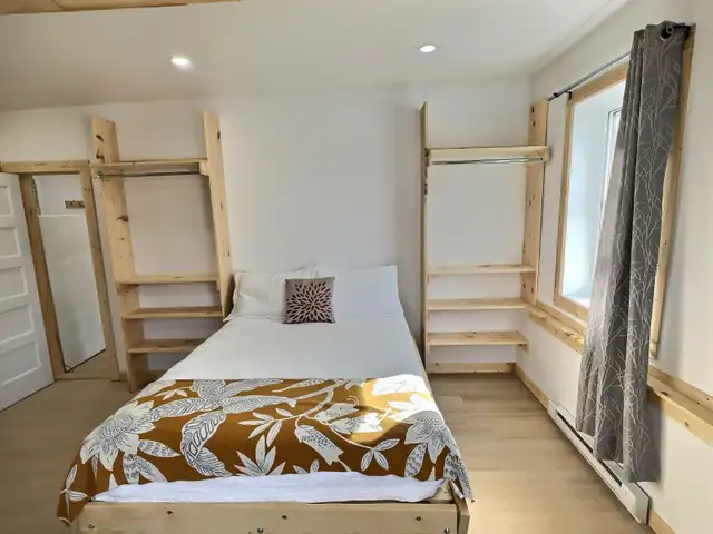 Grand 6 1/2 meublé – 4 chambres – Tout inclus – Centre-ville - Photo 6