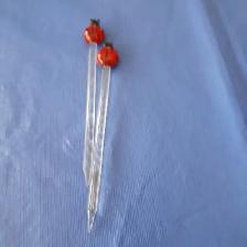 2 BATONNETS À COCKTAILS EN VERRE SOUFLÉS 5'HAUT: $5.00 CHACUN