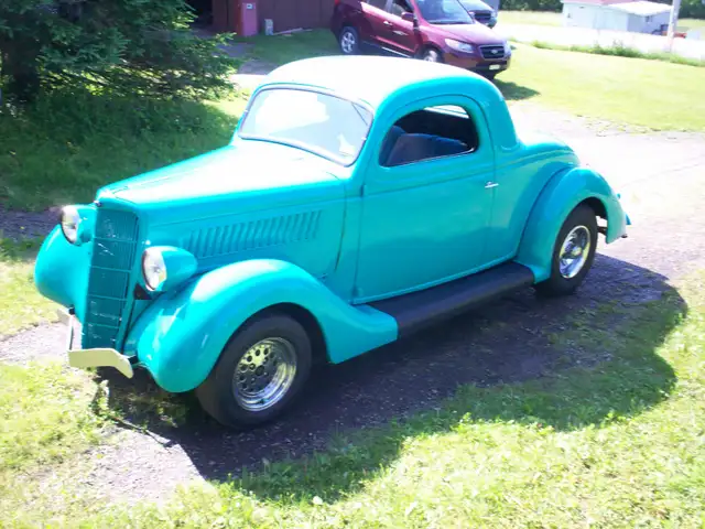 1935 Ford 3 Window Coupe - Photo 4