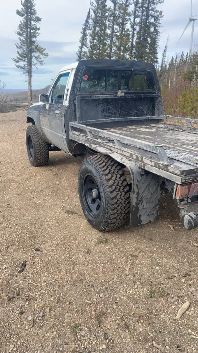 1987 4 Runner Read Description - Photo 2