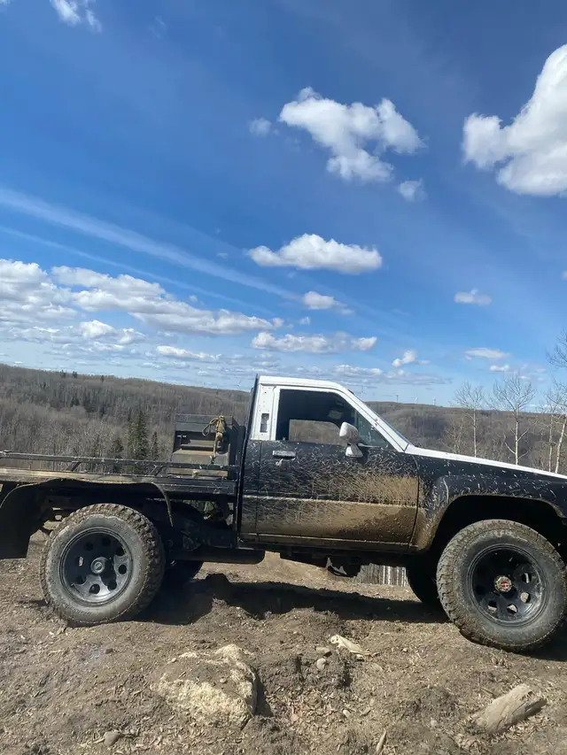 1987 4 Runner Read Description - Photo 3