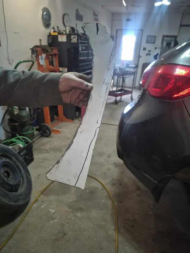 Licensed Mechanic Services - Photo 2