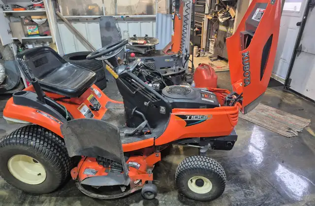 Kobota  Lawn Tractor for Sale - Photo 2